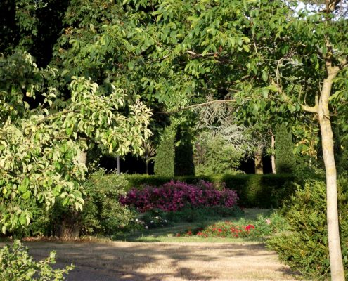 Der Stadtgarten in Vegesack ist ein ehemals botanischer Garten und hält mehrere Laufstrecken parat